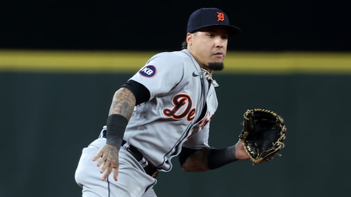 Javier Báez tiene un contrato con los Tigres de Detroit por seis años