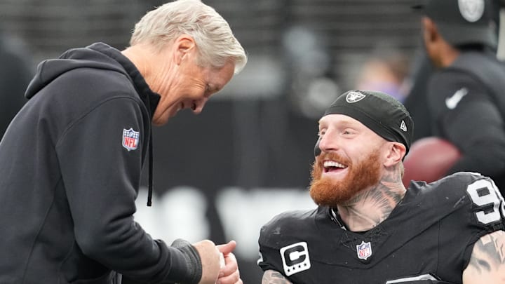 Dec 7, 2025; Paradise, Nevada, USA; Las Vegas Raiders head coach Pete Carroll and defensive end Maxx Crosby (98) interact prior to a game against the Denver Broncos at Allegiant Stadium. Mandatory Credit: Stephen R. Sylvanie-Imagn Images Dec 7, 2025; Paradise, Nevada, USA; Las Vegas Raiders head coach Pete Carroll and defensive end Maxx Crosby (98) interact prior to a game against the Denver Broncos at Allegiant Stadium. Mandatory Credit: Stephen R. Sylvanie-Imagn Images