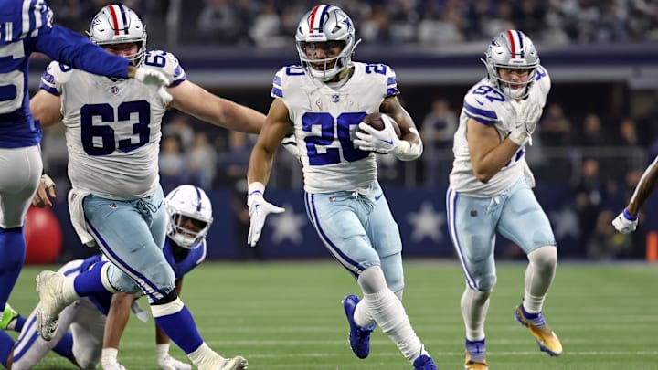 Dec 4, 2022; Arlington, Texas, USA;  Dallas Cowboys running back Tony Pollard (20) runs for a