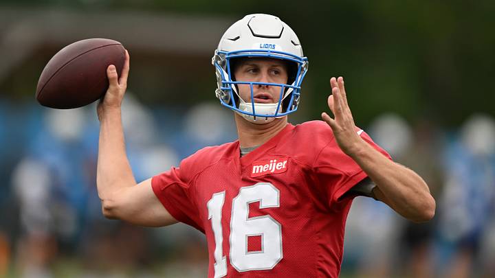 Jun 17, 2026; Detroit, MI, USA; Detroit Lions quarterback Jared Goff (16) does passing drills during the Detroit Lions veteran’s minicamp at the Allen Park Training Facility. Mandatory Credit: Lon Horwedel-Imagn Images Jun 17, 2026; Detroit, MI, USA; Detroit Lions quarterback Jared Goff (16) does passing drills during the Detroit Lions veteran’s minicamp at the Allen Park Training Facility. Mandatory Credit: Lon Horwedel-Imagn Images