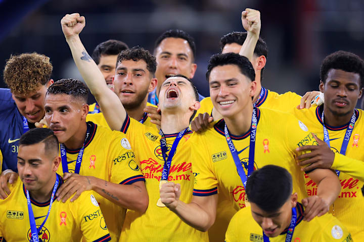 อัลบาโร ฟิดัลโก ฉลองชัยชนะแชมป์ลีกา เอ็มเอ็กซ์