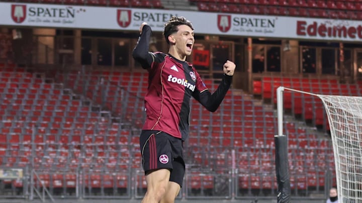 Tino Kusanovic jubelt für die U23 des FCN