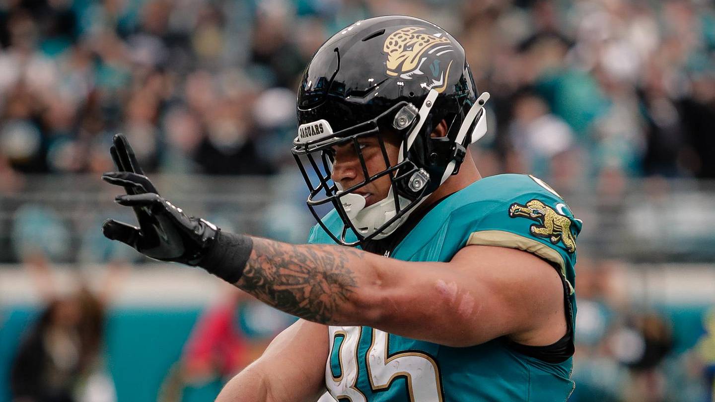 Brenton Strange, Chig Okonkwo Among 2026 Fantasy Football Tight End Sleepers