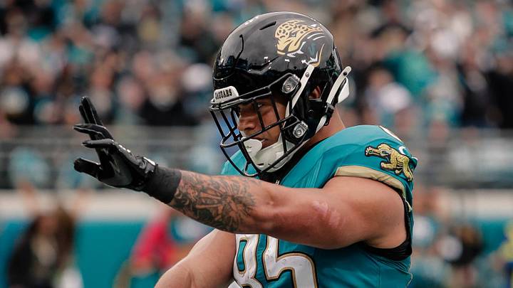 Jacksonville Jaguars tight end Brenton Strange will be a popular late-round sleeper selection in 2026 fantasy football drafts. Jacksonville Jaguars tight end Brenton Strange will be a popular late-round sleeper selection in 2026 fantasy football drafts.