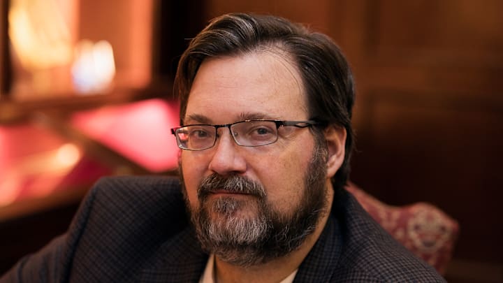 Brandon Sanderson. 