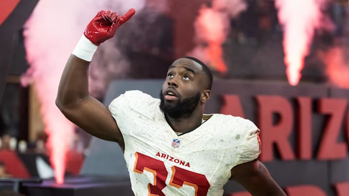 Sep 25, 2025; Glendale, Arizona, USA; Arizona Cardinals running back Trey Benson (33) against the Seattle Seahawks at State Farm Stadium. Mandatory Credit: Mark J. Rebilas-Imagn Images Sep 25, 2025; Glendale, Arizona, USA; Arizona Cardinals running back Trey Benson (33) against the Seattle Seahawks at State Farm Stadium. Mandatory Credit: Mark J. Rebilas-Imagn Images