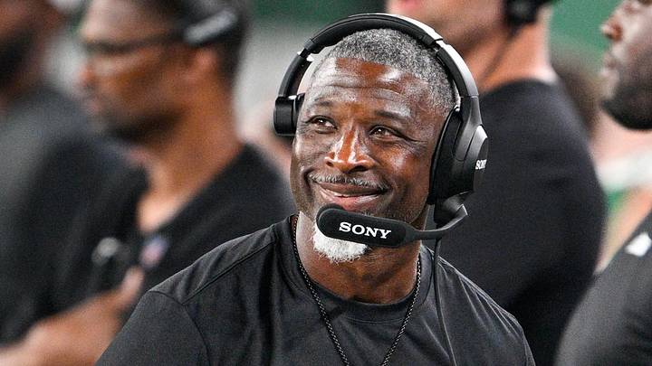 New York Jets head coach Aaron Glenn New York Jets head coach Aaron Glenn