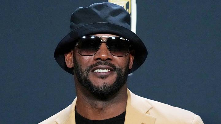 Feb 9, 2023; Phoenix, Arizona, US; Ty Law poses for a photo on the red carpet before the NFL Honors award show at Symphony Hall. Mandatory Credit: Kirby Lee-USA TODAY Sports Feb 9, 2023; Phoenix, Arizona, US; Ty Law poses for a photo on the red carpet before the NFL Honors award show at Symphony Hall. Mandatory Credit: Kirby Lee-USA TODAY Sports