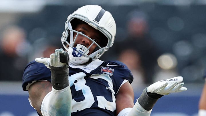 Penn State Nittany Lions defensive end Dani Dennis-Sutton (33) celebrates after a sack against Clemson.