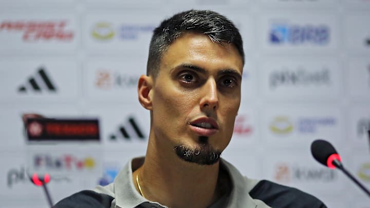 Santos será dirigido por Matheus Bachi