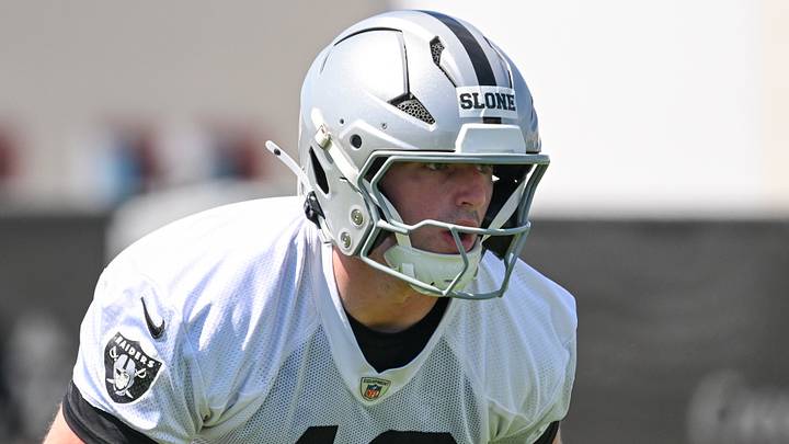 Las Vegas Raiders DE Cian Slone