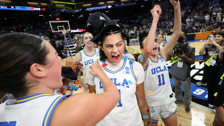 Lauren Betts (center) had 23 points, 10 rebounds, five blocks and three assists in UCLA’s win over Duke on Sunday. 