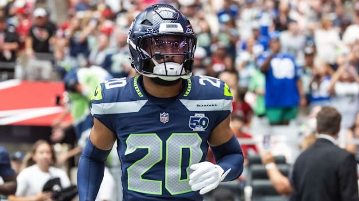 Sep 25, 2025; Glendale, Arizona, USA; Seattle Seahawks safety Julian Love (20) against the Arizona Cardinals at State Farm Stadium. Sep 25, 2025; Glendale, Arizona, USA; Seattle Seahawks safety Julian Love (20) against the Arizona Cardinals at State Farm Stadium.
