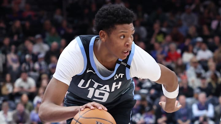 Dec 7, 2025; Salt Lake City, Utah, USA; Utah Jazz guard Ace Bailey (19) dribbles the ball against the Oklahoma City Thunder during the second half at Delta Center. Mandatory Credit: Rob Gray-Imagn Images Dec 7, 2025; Salt Lake City, Utah, USA; Utah Jazz guard Ace Bailey (19) dribbles the ball against the Oklahoma City Thunder during the second half at Delta Center. Mandatory Credit: Rob Gray-Imagn Images