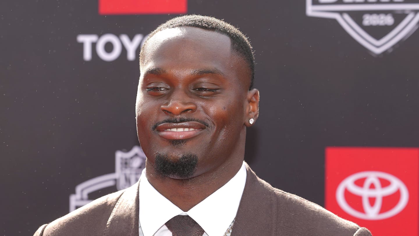 Commanders' Jeremiyah Love dream goes up in smoke thanks to NFC basement dweller