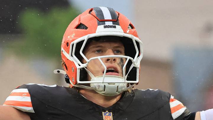 Cleveland Browns linebacker Carson Schwesinger