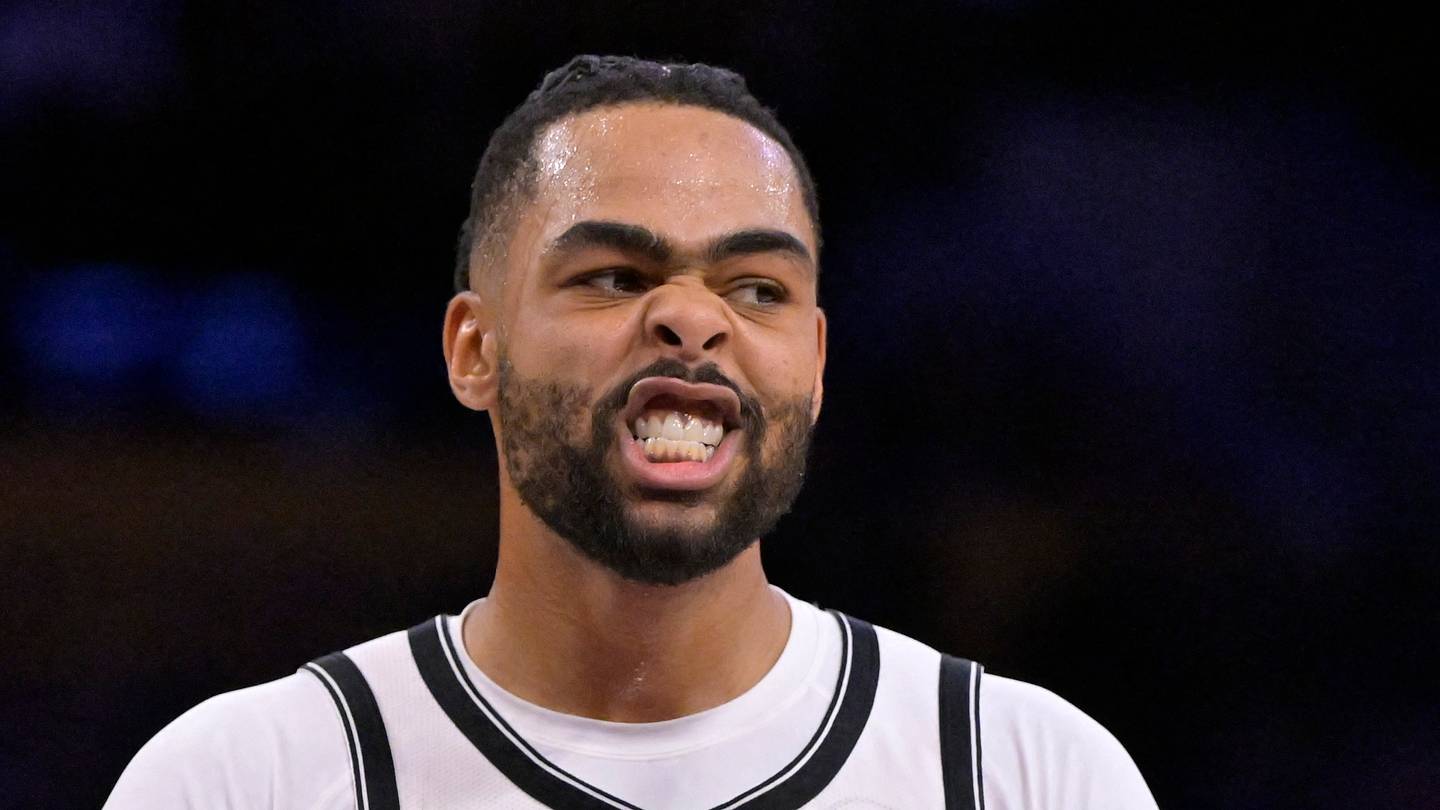 Former Warriors guard D'Angelo Russell at career crossroads after latest blow