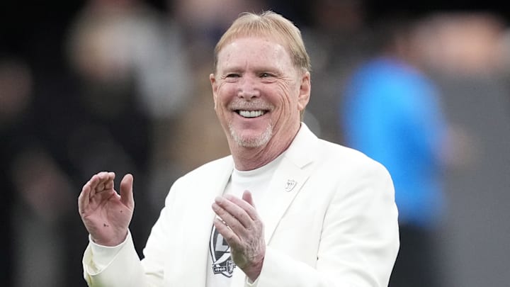 Jan 5, 2025; Paradise, Nevada, USA; Las Vegas Raiders owner Mark Davis reacts during the game against the Los Angeles Chargers at Allegiant Stadium. Mandatory Credit: Kirby Lee-Imagn Images Jan 5, 2025; Paradise, Nevada, USA; Las Vegas Raiders owner Mark Davis reacts during the game against the Los Angeles Chargers at Allegiant Stadium. Mandatory Credit: Kirby Lee-Imagn Images