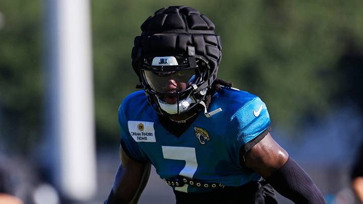 Jacksonville Jaguars wide receiver Brian Thomas Jr. (7) runs a route as quarterback Trevor Lawrence (16) prepares to throw during an NFL training camp session at the Miller Electric Center, Tuesday, July 29, 2025, in Jacksonville, Fla. [Corey Perrine/Florida Times-Union]