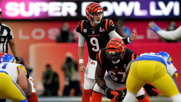 Cincinnati Bengals quarterback Joe Burrow (9) gets set before a snap in the first quarter during Super Bowl 56 against the Los Angeles Rams, Sunday, Feb. 13, 2022, at SoFi Stadium in Inglewood, Calif.

Nfl Super Bowl 56 Los Angeles Rams Vs Cincinnati Bengals Feb 13 2022 0526