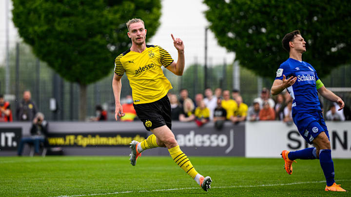 Bradley Fink reist zu den Profis nach