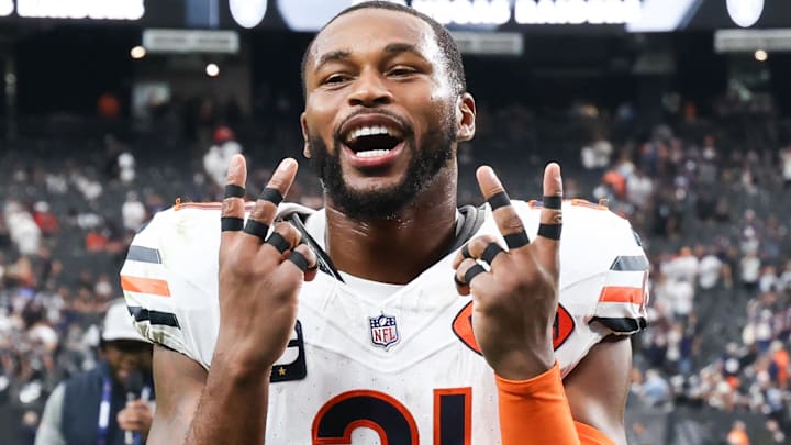 Sep 28, 2025; Paradise, Nevada, USA; Chicago Bears free safety Kevin Byard (31) celebrates after the game against Las Vegas Raiders at Allegiant Stadium. Mandatory Credit: Kiyoshi Mio-Imagn Images