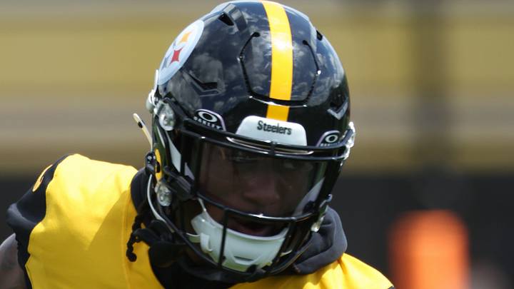 Pittsburgh Steelers cornerback Asante Samuel Jr. Pittsburgh Steelers cornerback Asante Samuel Jr.