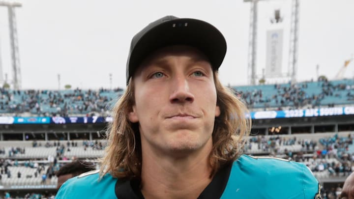 Jan 4, 2026; Jacksonville, Florida, USA; Jacksonville Jaguars quarterback Trevor Lawrence (16) and Tennessee Titans defensive tackle Jeffery Simmons (98) shake hands after the game at EverBank Stadium. Mandatory Credit: Travis Register-Imagn Images Jan 4, 2026; Jacksonville, Florida, USA; Jacksonville Jaguars quarterback Trevor Lawrence (16) and Tennessee Titans defensive tackle Jeffery Simmons (98) shake hands after the game at EverBank Stadium. Mandatory Credit: Travis Register-Imagn Images