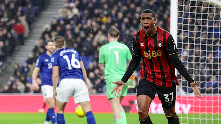 Rayan faz um belo início de trajetória no Bournemouth 