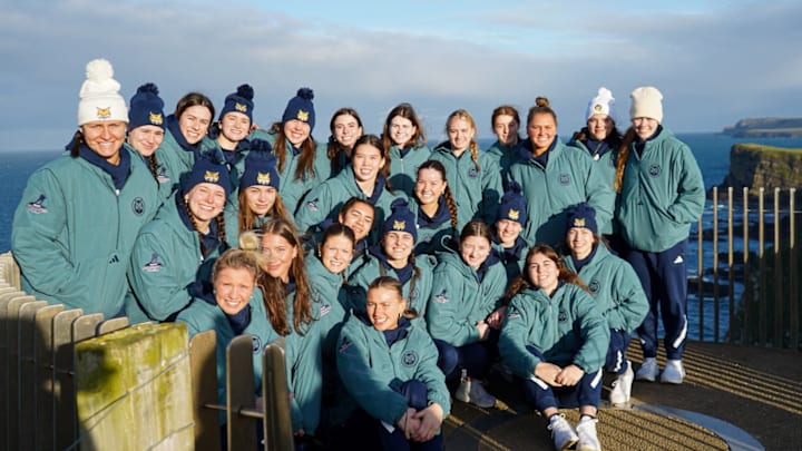 The Quinnipiac women's hockey team takes in the sites while visiting Northern Ireland to play in the 2026 Friendship Series.