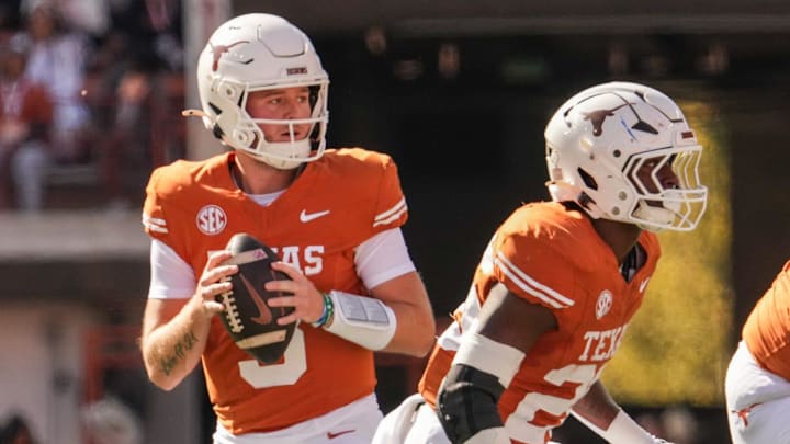 Texas Longhorns quarterback Quinn Ewers (3) looks to pass the ball during the Longhorns' game against the Florida Gators, Nov. 9, 2024 at Darrell K. Royal Texas Memorial Stadium in Austin.