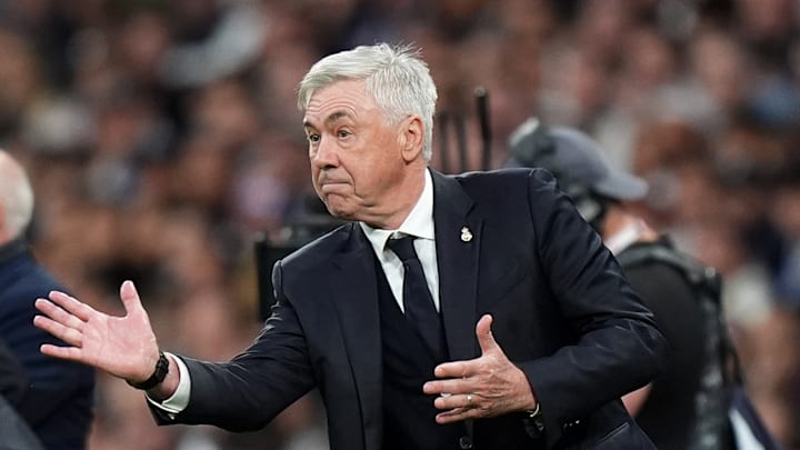 Carlo Ancelotti a choisi David Alaba pour la fin de saison. Carlo Ancelotti a choisi David Alaba pour la fin de saison.