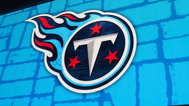 The Tennessee Titans former logo