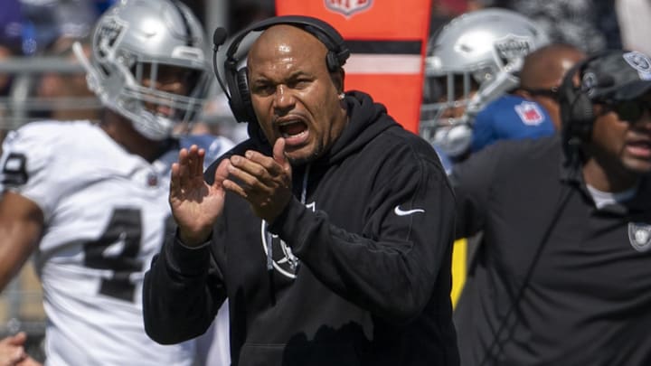 Sep 15, 2024; Baltimore, Maryland, USA; 
Antonio Pierce reacts during  the first half against the Baltimore Ravens at M&T Bank Stadium. Mandatory Credit: Tommy Gilligan-Imagn Images