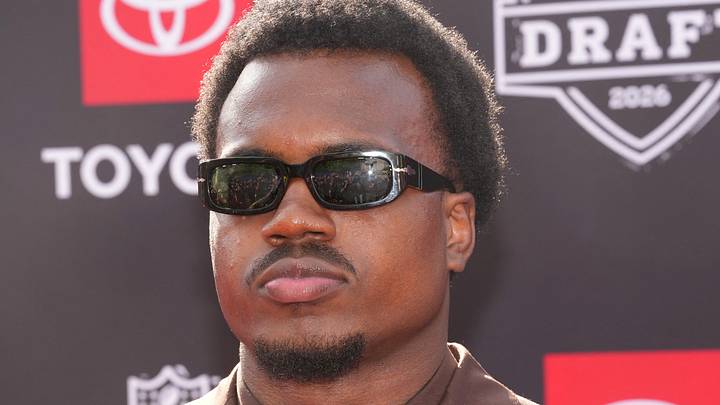 Apr 23, 2026; Pittsburgh, PA, USA; Miami Hurricanes defensive end Rueben Bain Jr. poses on the red carpet before the 2026 NFL Draft at Point State Park. Mandatory Credit: Kirby Lee-Imagn Images Apr 23, 2026; Pittsburgh, PA, USA; Miami Hurricanes defensive end Rueben Bain Jr. poses on the red carpet before the 2026 NFL Draft at Point State Park. Mandatory Credit: Kirby Lee-Imagn Images