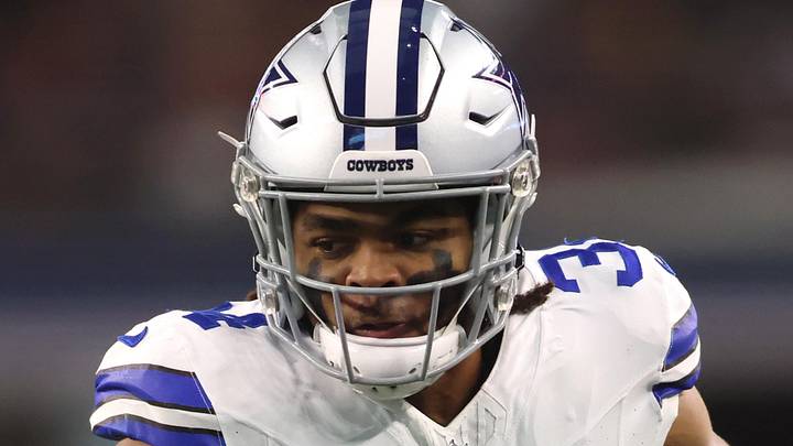 Dallas Cowboys running back Malik Davis