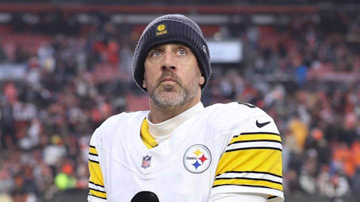 Pittsburgh Steelers quarterback Aaron Rodgers