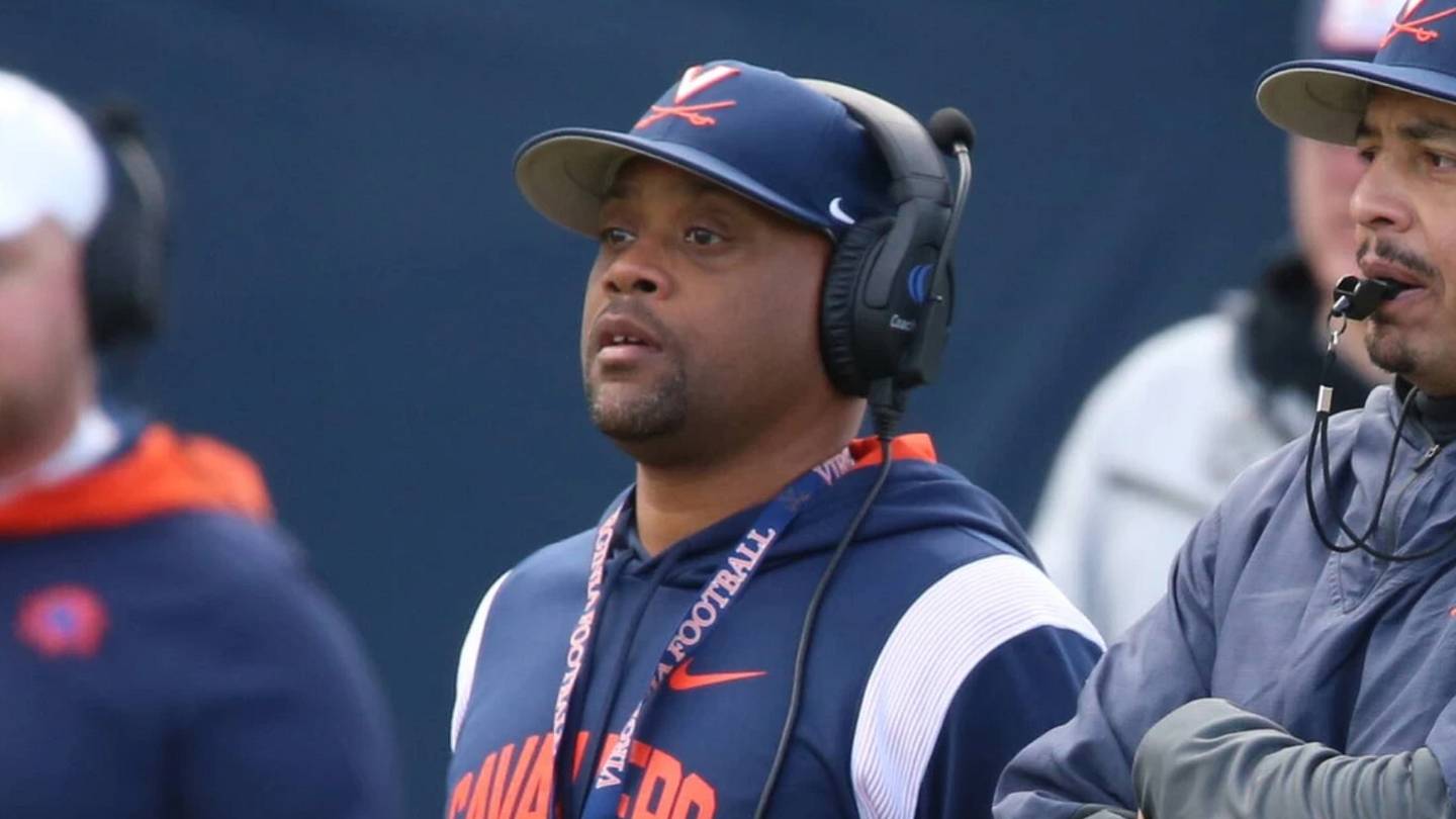 TILOCK: Des Kitchings Is Hitting Self-Destruct On Virginia's Offense