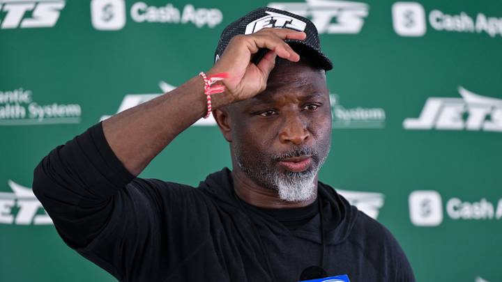 New York Jets head coach Aaron Glenn New York Jets head coach Aaron Glenn