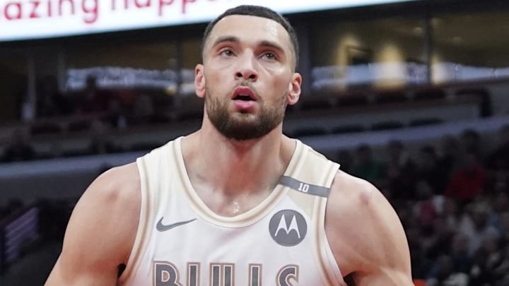 Jan 25, 2025; Chicago, Illinois, USA; Chicago Bulls guard Zach LaVine (8) brings the ball up the court against the Philadelphia 76ers during the first quarter at United Center. Mandatory Credit: David Banks-Imagn Images Jan 25, 2025; Chicago, Illinois, USA; Chicago Bulls guard Zach LaVine (8) brings the ball up the court against the Philadelphia 76ers during the first quarter at United Center. Mandatory Credit: David Banks-Imagn Images
