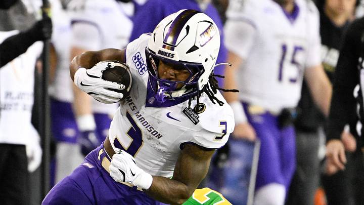 Dec 20, 2025; Eugene, OR, USA; James Madison Dukes running back Wayne Knight (3) rushes during the second quarter against the Oregon Ducks at Autzen Stadium. Mandatory Credit: Troy Wayrynen-Imagn Images Dec 20, 2025; Eugene, OR, USA; James Madison Dukes running back Wayne Knight (3) rushes during the second quarter against the Oregon Ducks at Autzen Stadium. Mandatory Credit: Troy Wayrynen-Imagn Images