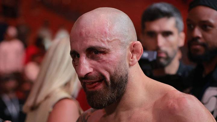 Apr 12, 2025; Miami, Florida, UNITED STATES; Alexander Volkanovski (red gloves) reacts after defeating Diego Lopes (not pictured) during UFC 314 at Kaseya Center. Mandatory Credit: Sam Navarro-Imagn Images Apr 12, 2025; Miami, Florida, UNITED STATES; Alexander Volkanovski (red gloves) reacts after defeating Diego Lopes (not pictured) during UFC 314 at Kaseya Center. Mandatory Credit: Sam Navarro-Imagn Images