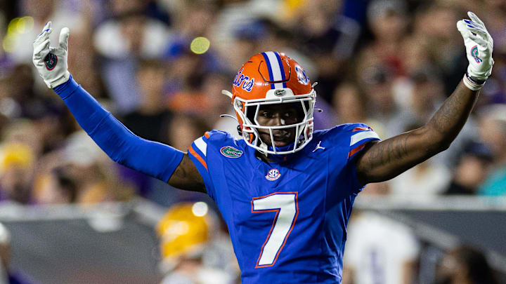 Nov 16, 2024; Gainesville, Florida, USA; Florida Gators defensive back Trikweze Bridges (7) gestures against the LSU Tigers during the second half at Ben Hill Griffin Stadium. Mandatory Credit: Matt Pendleton-Imagn Images Nov 16, 2024; Gainesville, Florida, USA; Florida Gators defensive back Trikweze Bridges (7) gestures against the LSU Tigers during the second half at Ben Hill Griffin Stadium. Mandatory Credit: Matt Pendleton-Imagn Images