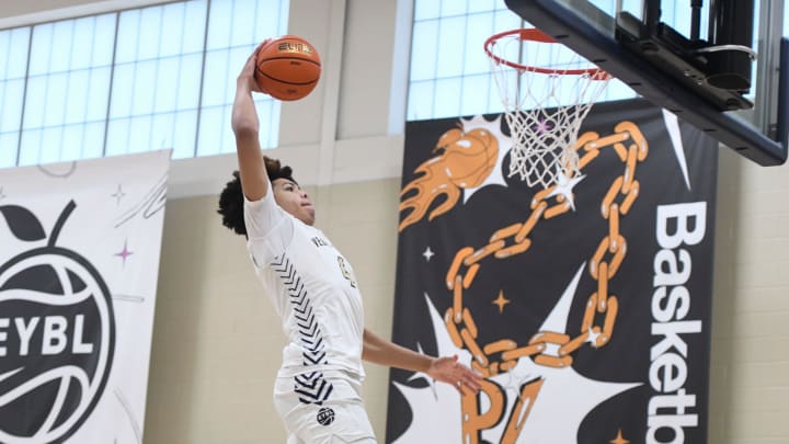 Vegas Elite's Tyran Stokes (4) dunks the ball during the Vegas Elite and Boo Williams game on the third day of the Peach Jam at Riverview Park Activities Center on July 5, 2023 in North Augusta, S.C. Vegas Elite defeated Boo Williams 71-52. Vegas Elite's Tyran Stokes (4) dunks the ball during the Vegas Elite and Boo Williams game on the third day of the Peach Jam at Riverview Park Activities Center on July 5, 2023 in North Augusta, S.C. Vegas Elite defeated Boo Williams 71-52.
