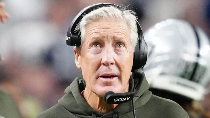 Nov 17, 2025; Paradise, Nevada, USA; Las Vegas Raiders head coach Pete Carroll during the second half of the game against the Dallas Cowboys at Allegiant Stadium. Mandatory Credit: Stephen R. Sylvanie-Imagn Images