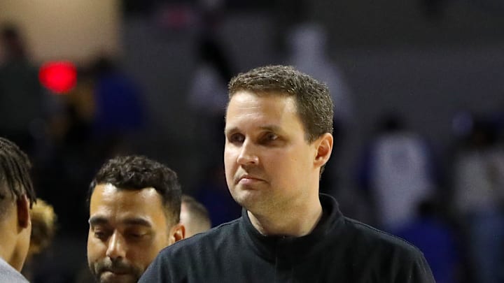LSU head coach Will Wade shakes hands with the Florida Gators team after a basketball game against the Gators at Exactech Arena in Gainesville Jan 12, 2022. The Gators dropped their third straight SEC game with this loss to LSU 64-58. LSU head coach Will Wade shakes hands with the Florida Gators team after a basketball game against the Gators at Exactech Arena in Gainesville Jan 12, 2022. The Gators dropped their third straight SEC game with this loss to LSU 64-58.