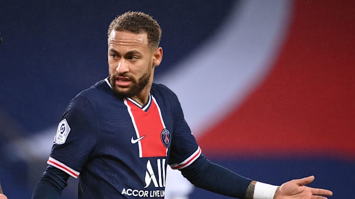 Neymar se envolveu em confusão com toredor em 2019