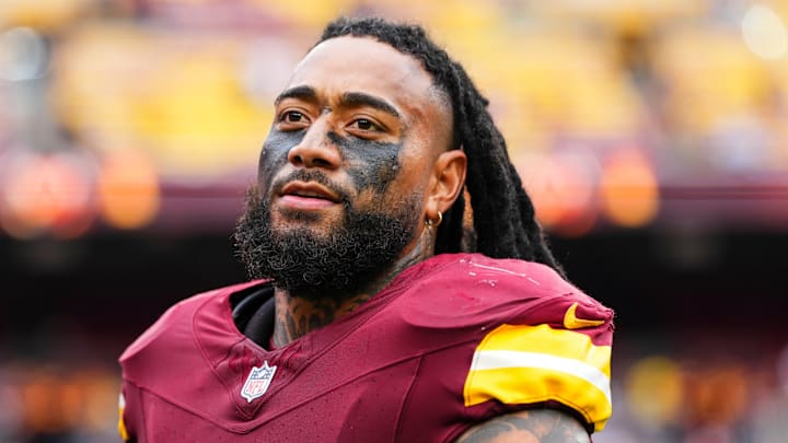 Washington Commanders linebacker Frankie Luvu