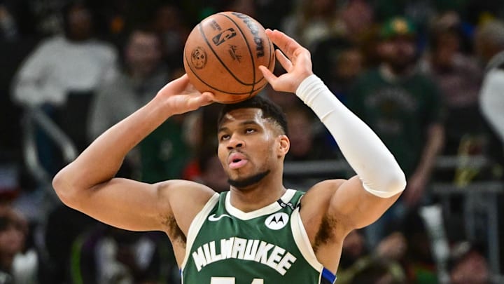 Apr 1, 2025; Milwaukee, Wisconsin, USA; Milwaukee Bucks forward Giannis Antetokounmpo (34) reacts in the fourth quarter against the Phoenix Suns at Fiserv Forum. Mandatory Credit: Benny Sieu-Imagn Images Apr 1, 2025; Milwaukee, Wisconsin, USA; Milwaukee Bucks forward Giannis Antetokounmpo (34) reacts in the fourth quarter against the Phoenix Suns at Fiserv Forum. Mandatory Credit: Benny Sieu-Imagn Images