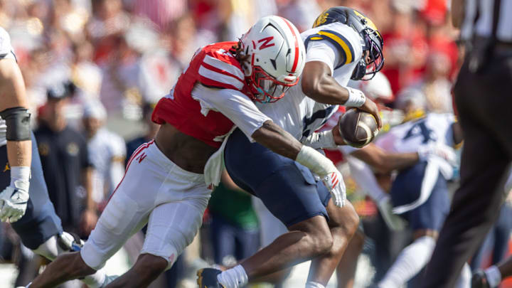 Nebraska linebacker Dasan McCullough sacks Michigan quarterback Bryce Underwood during the second quarter.